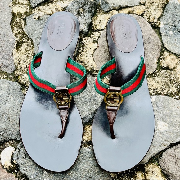 GUCCI Stripe GG Interlocking Logo Thong Kitten Heel Sandals - Picture 1 of 7